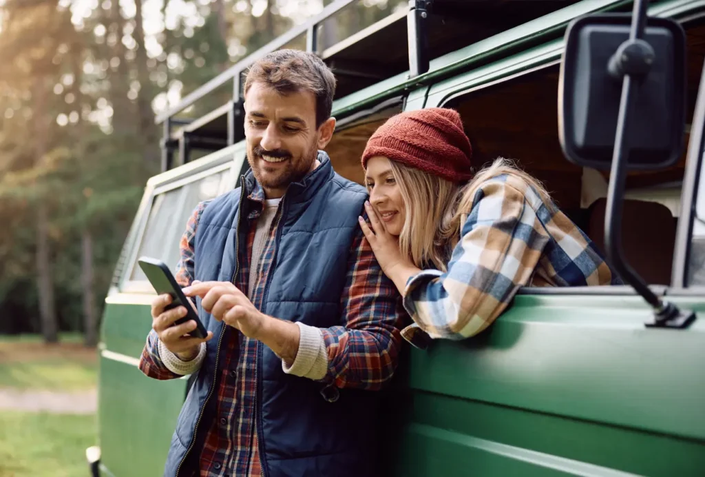 Smart home alarm system notifications with monitoring in Brampton